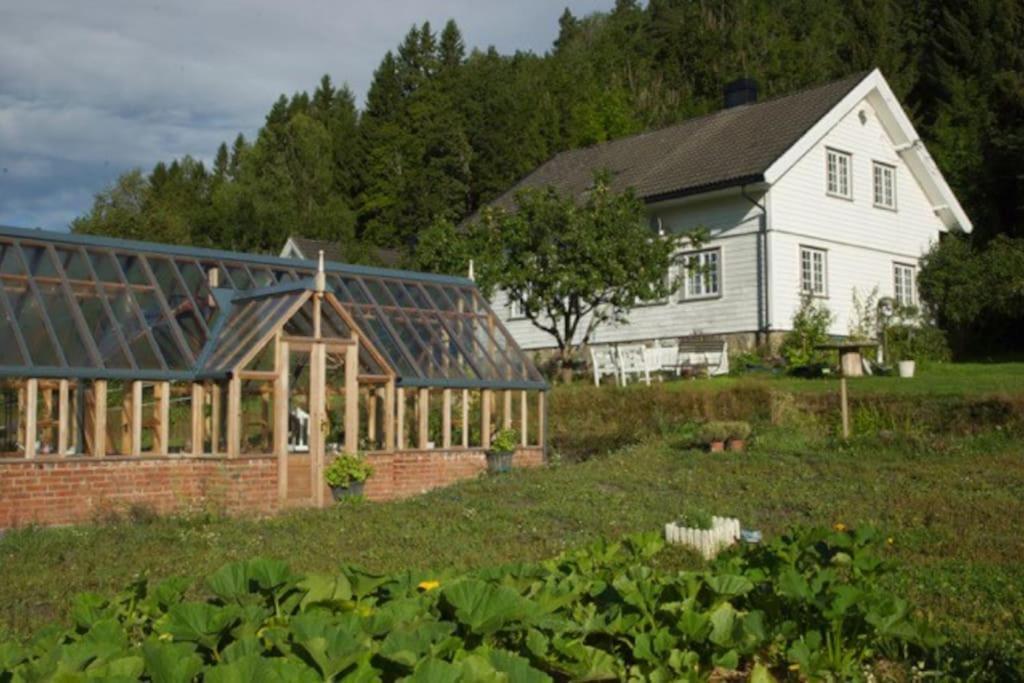 Idyllic Small Farm Appartment Tonsberg Exterior photo
